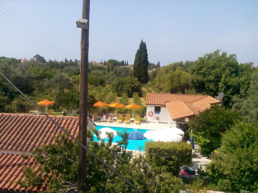 Marketos Apartments Svoronata Exterior photo