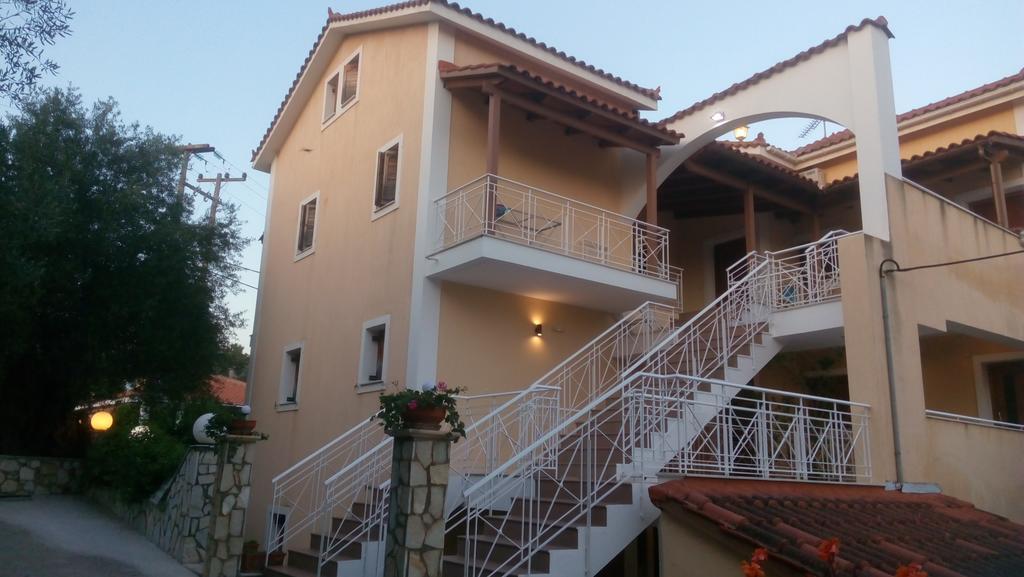 Marketos Apartments Svoronata Exterior photo